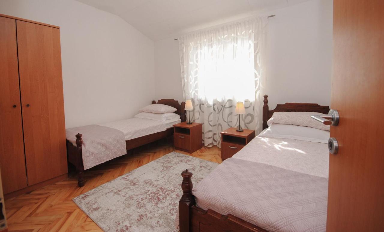 Apartment Tina Podstrana Exterior foto
